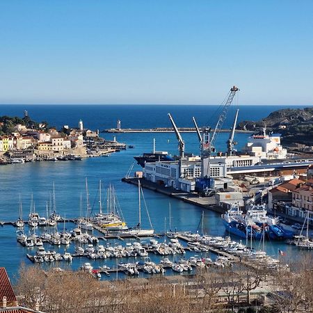 Port-Vendres: Studio Cabine Avec Terrasse, A 2 Pas Du Port - Fr-1-309-256 Пор-Вандр Экстерьер фото