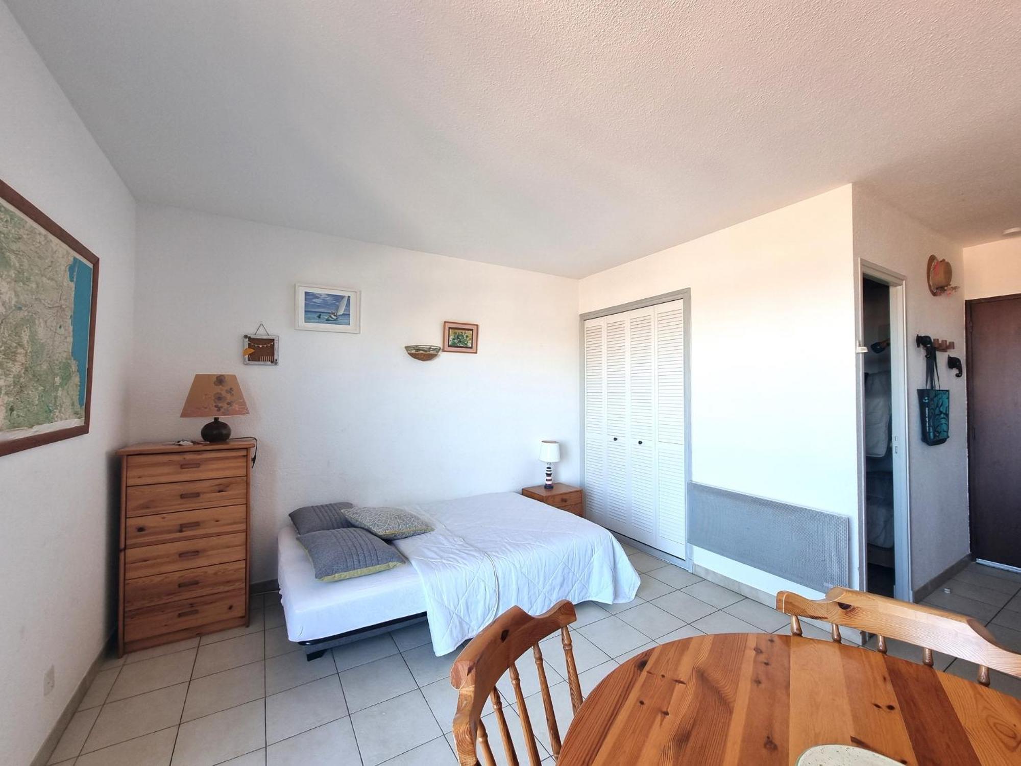 Port-Vendres: Studio Cabine Avec Terrasse, A 2 Pas Du Port - Fr-1-309-256 Пор-Вандр Экстерьер фото