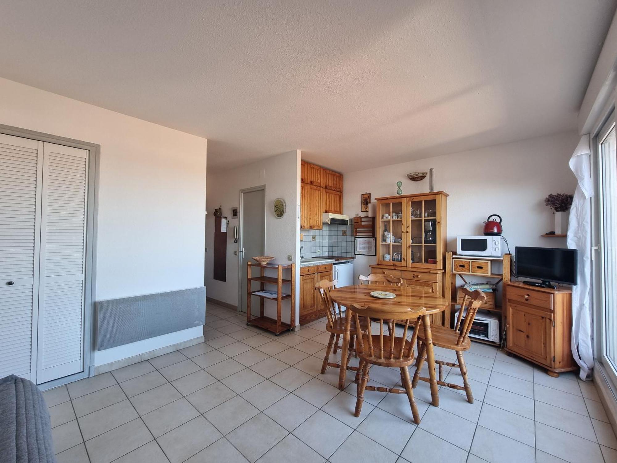 Port-Vendres: Studio Cabine Avec Terrasse, A 2 Pas Du Port - Fr-1-309-256 Пор-Вандр Экстерьер фото